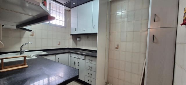 Piso de 3 habitaciones en El Palo, Málaga ciudad en venta - 328.000 € (Ref: 9502552)