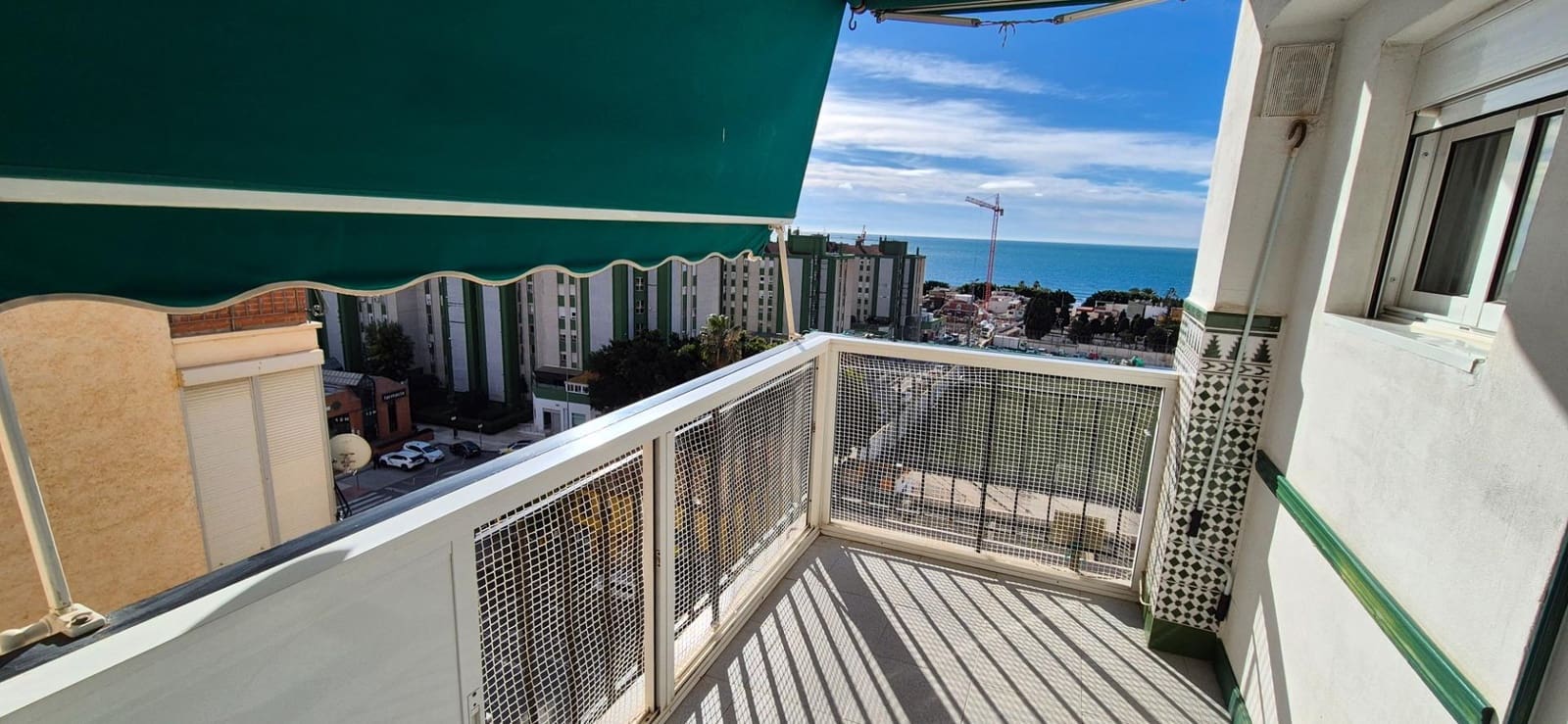 Piso de 3 habitaciones en Málaga ciudad en venta - 328.000 € (Ref: 9502552)