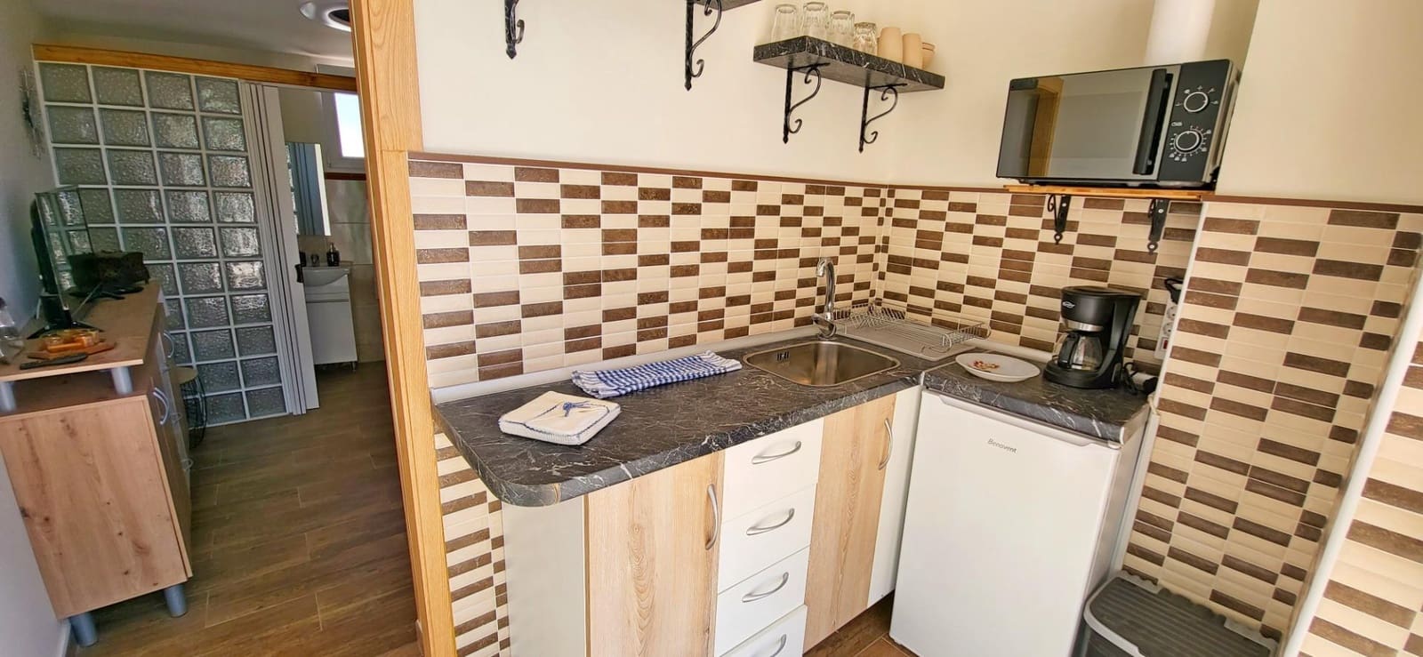 6 bedroom Villa for sale in Rincon de la Victoria with pool garage - € 845,000 (Ref: 9520859)