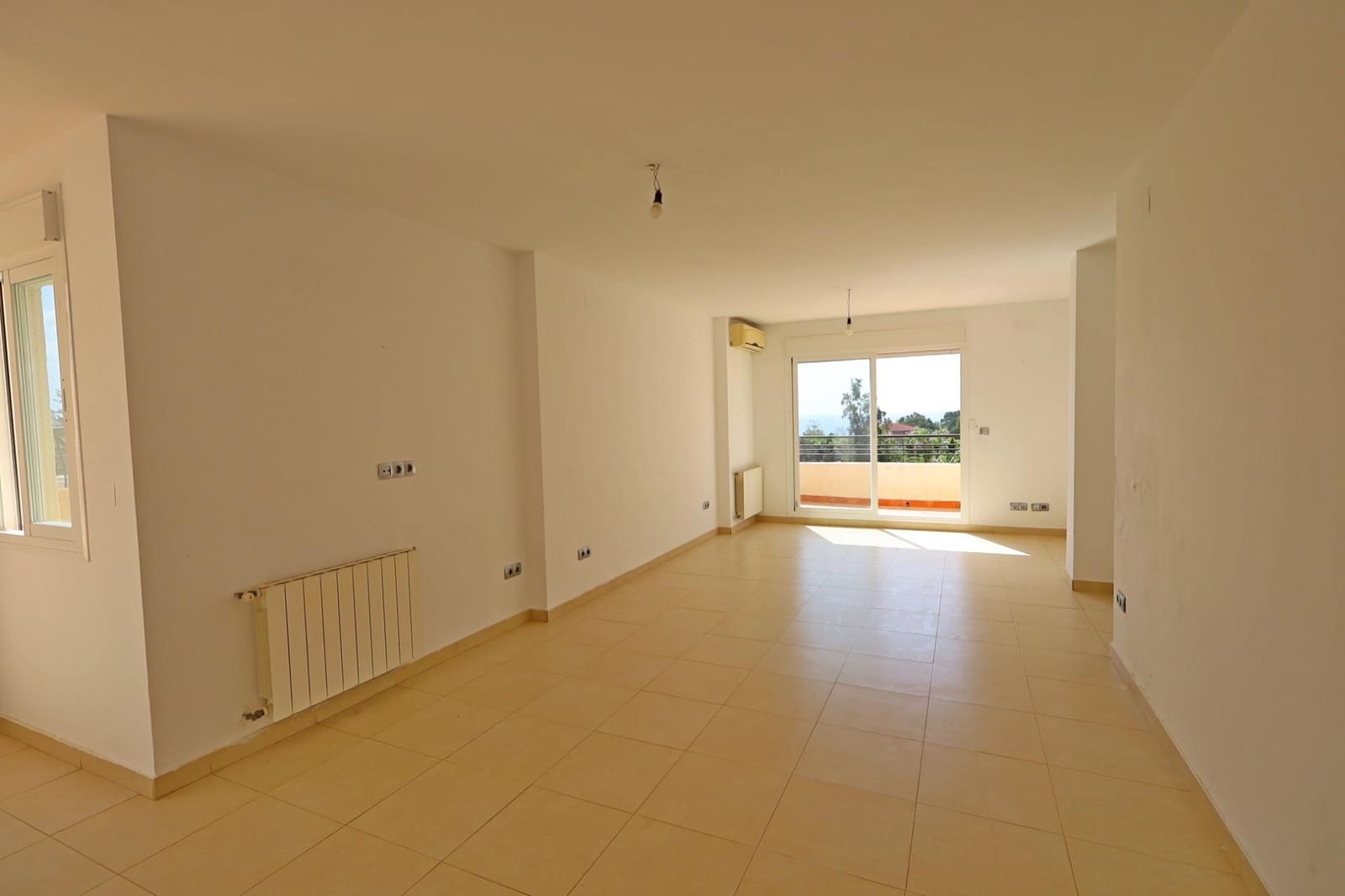 4 slaapkamer Penthouse te koop in Malaga stad - € 737.000 (Ref: 9541553)