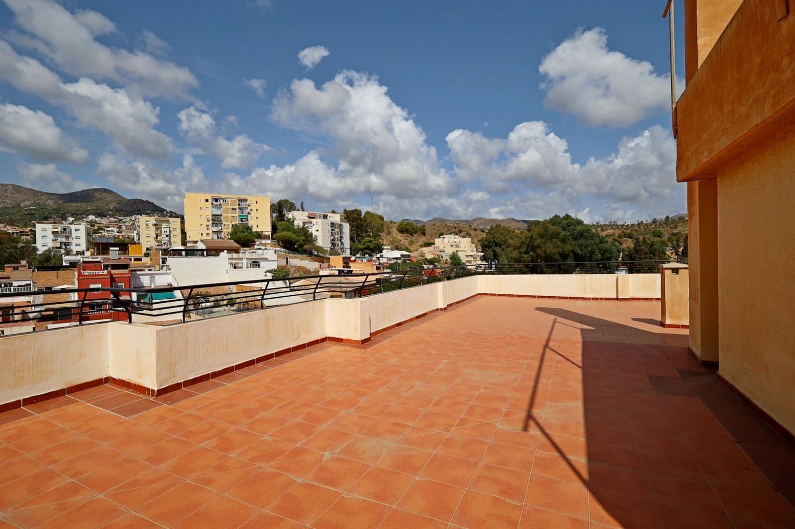 4 sypialnia Penthouse na sprzedaż w Miasto Malaga - 737 000 € (Ref: 9541553)