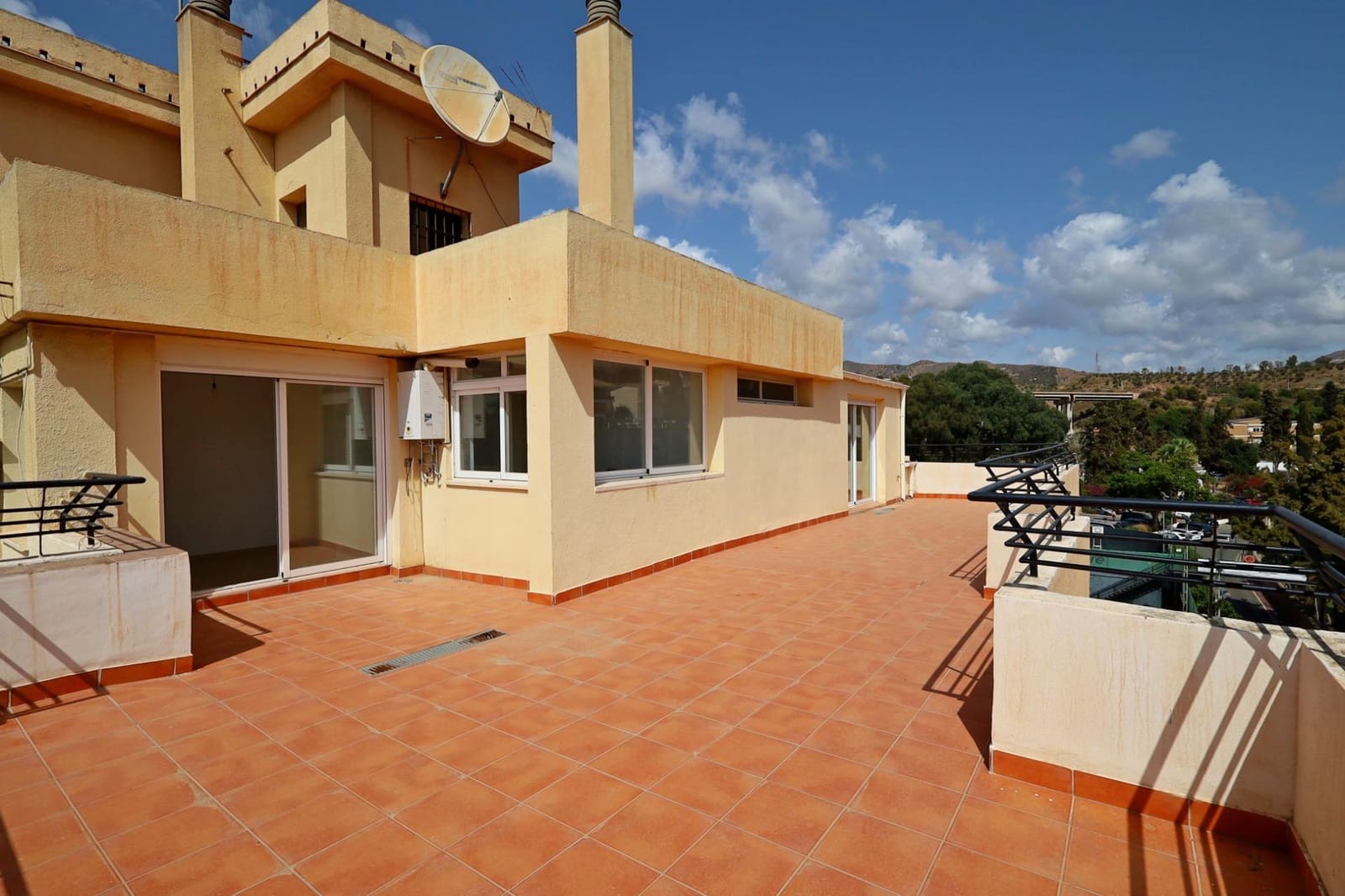 4 sypialnia Penthouse na sprzedaż w Miasto Malaga - 737 000 € (Ref: 9541553)