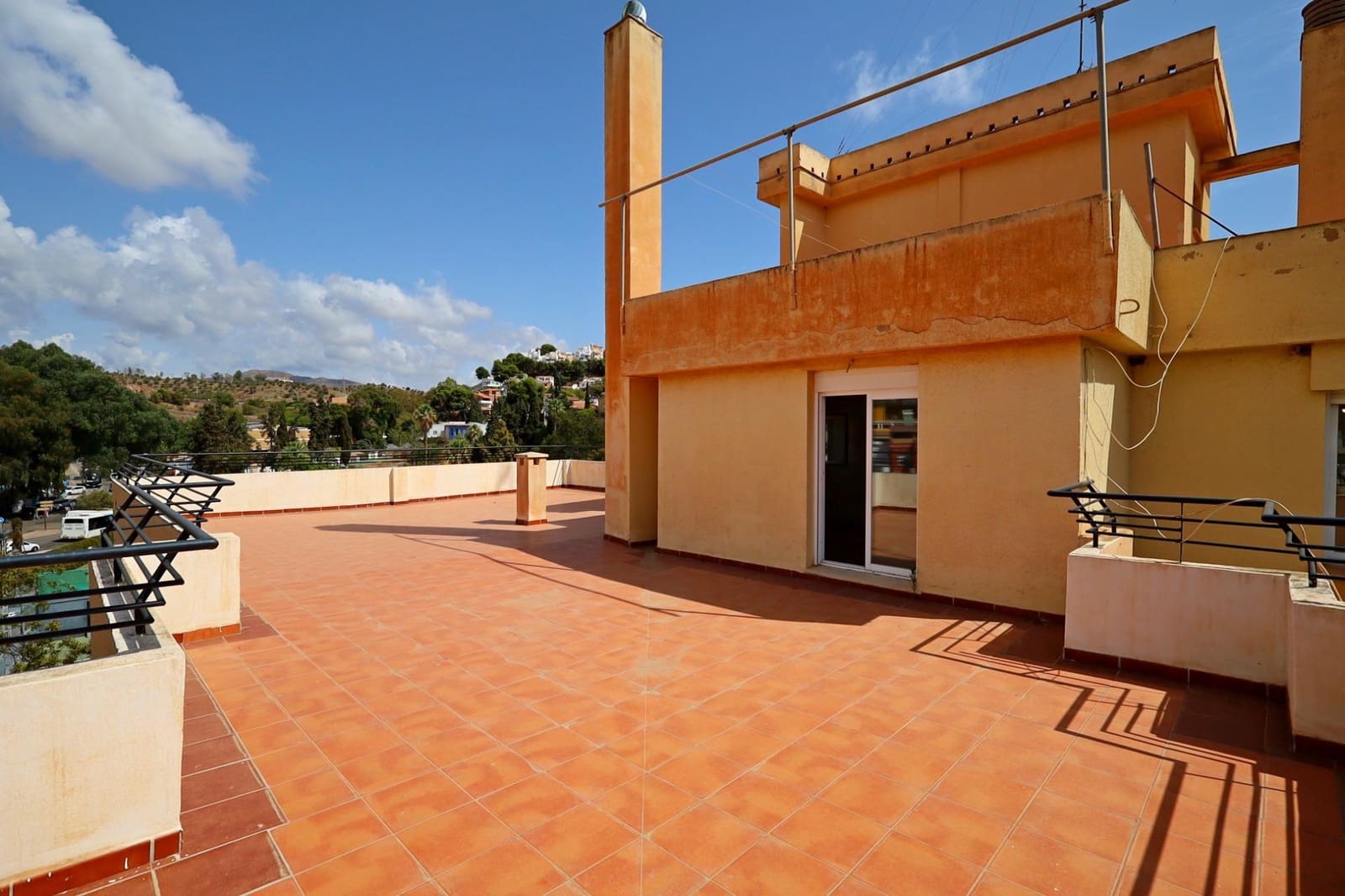 4 sypialnia Penthouse na sprzedaż w Miasto Malaga - 737 000 € (Ref: 9541553)