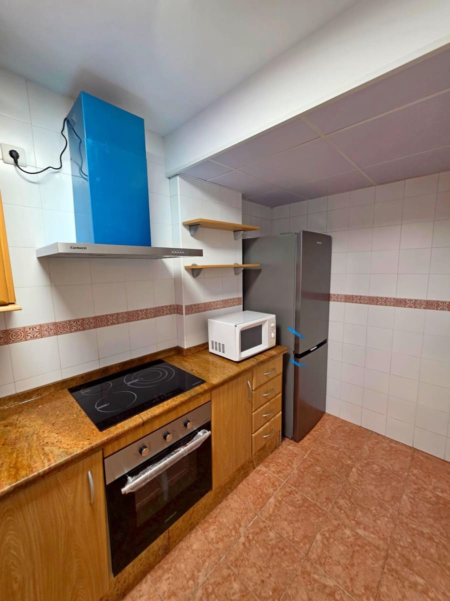 3 bedroom Apartment for rent in Torremolinos with garage - € 1,800 (Ref: 9541554)