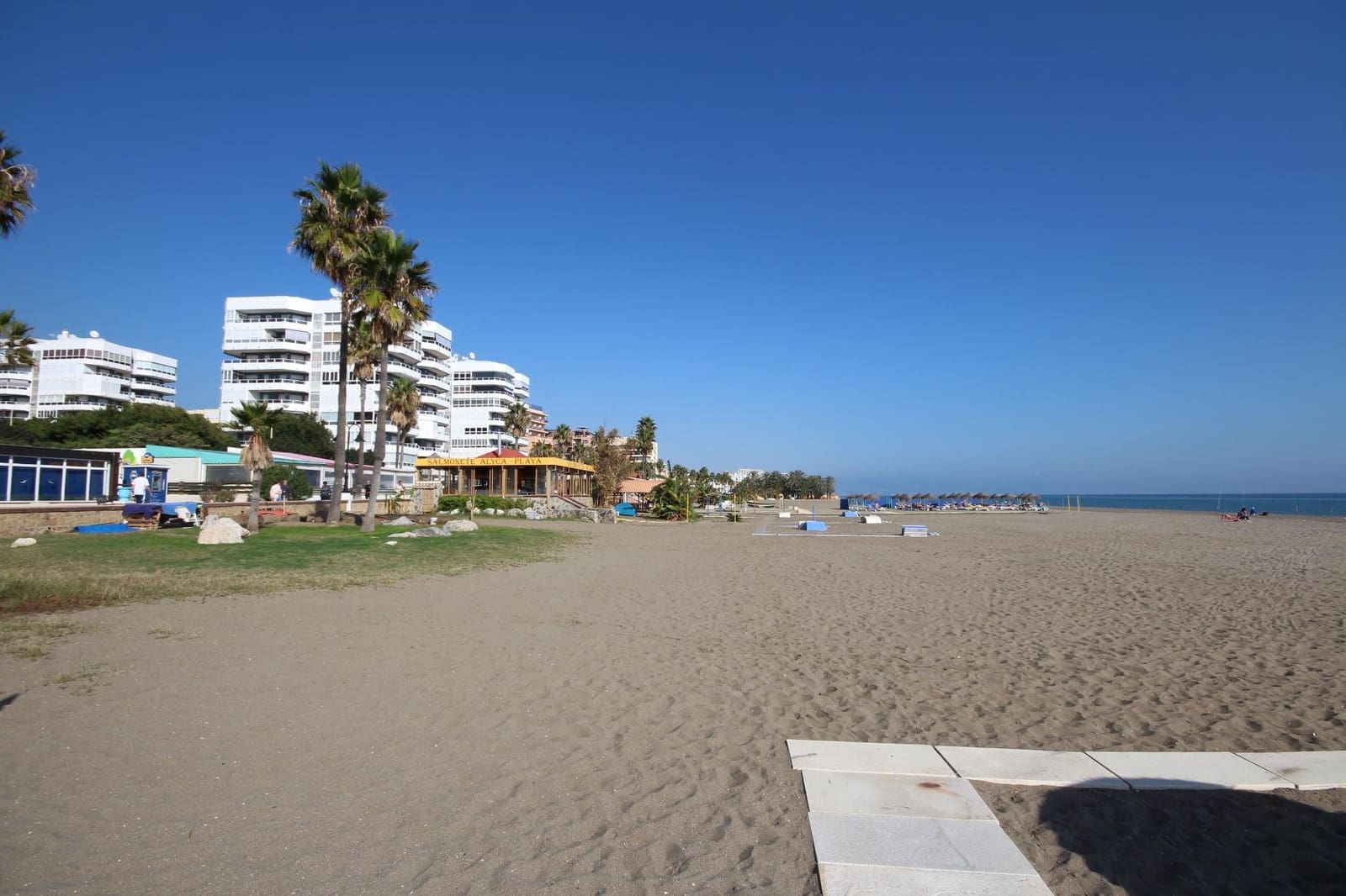 3 bedroom Apartment for rent in Torremolinos with garage - € 1,800 (Ref: 9541554)