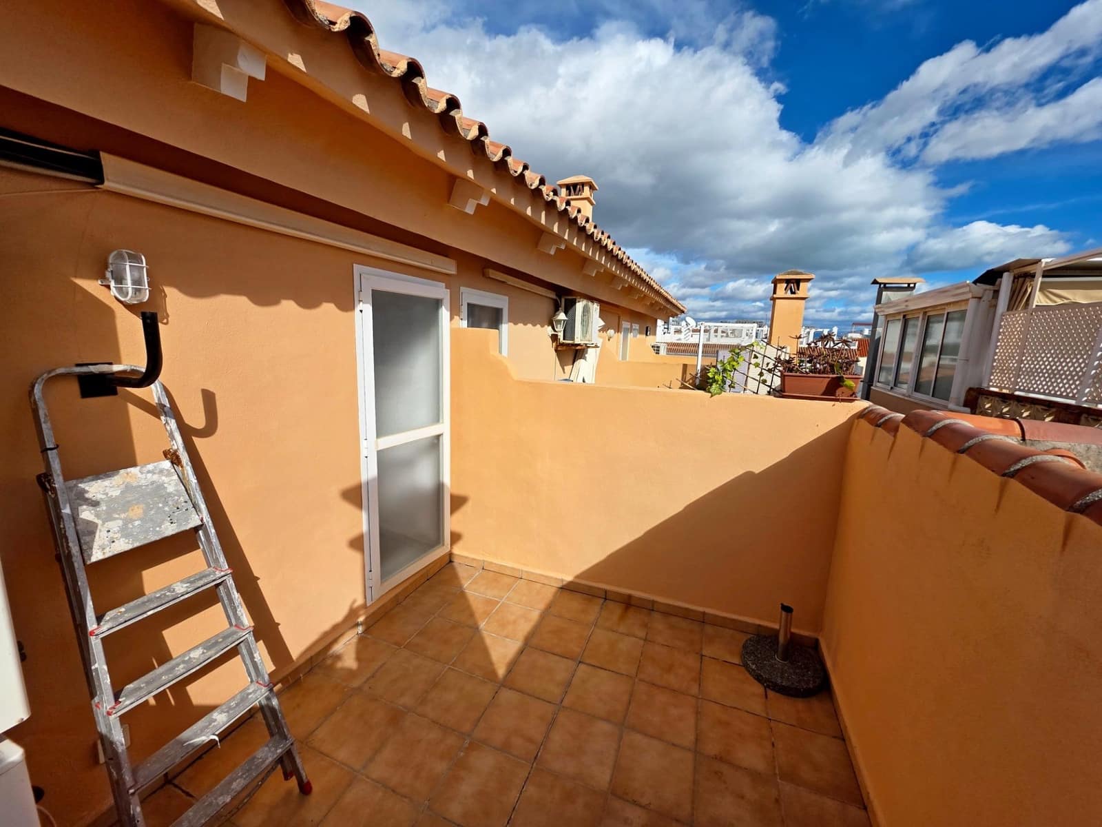 3 bedroom Apartment for rent in Torremolinos with garage - € 1,800 (Ref: 9541554)