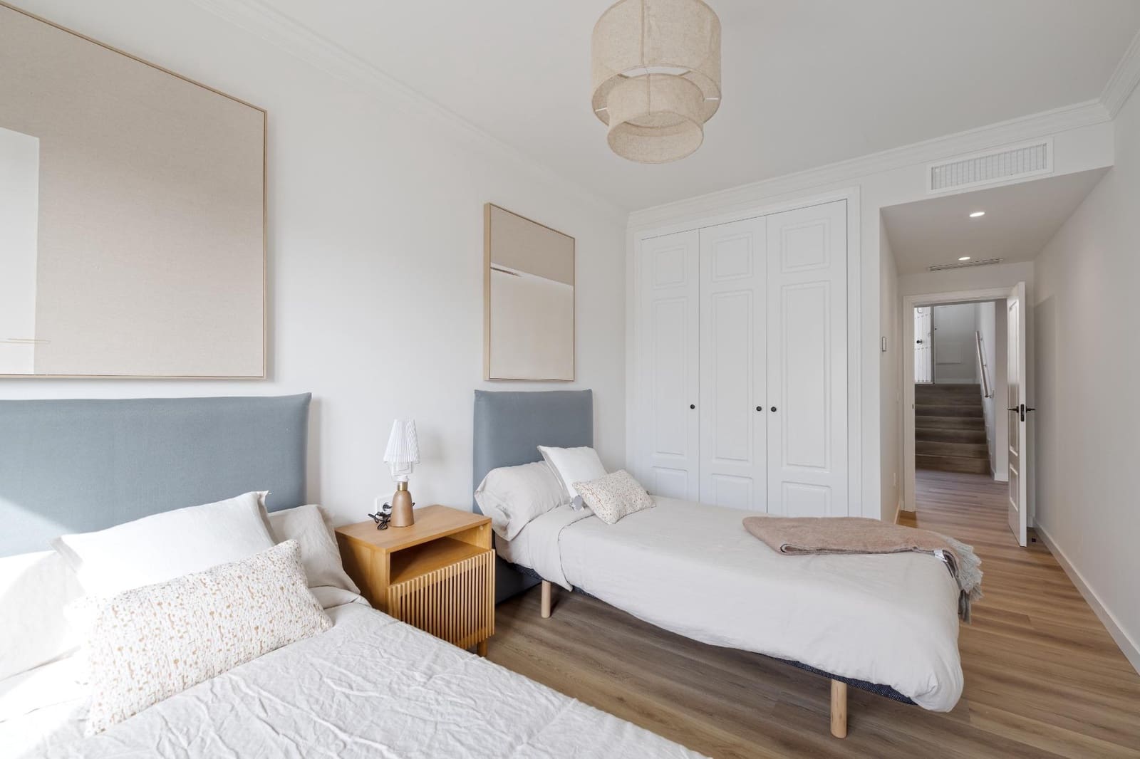 3 sypialnia Dom szeregowy na sprzedaż w Estepona z basenem garażem - 470 250 € (Ref: 9543791)