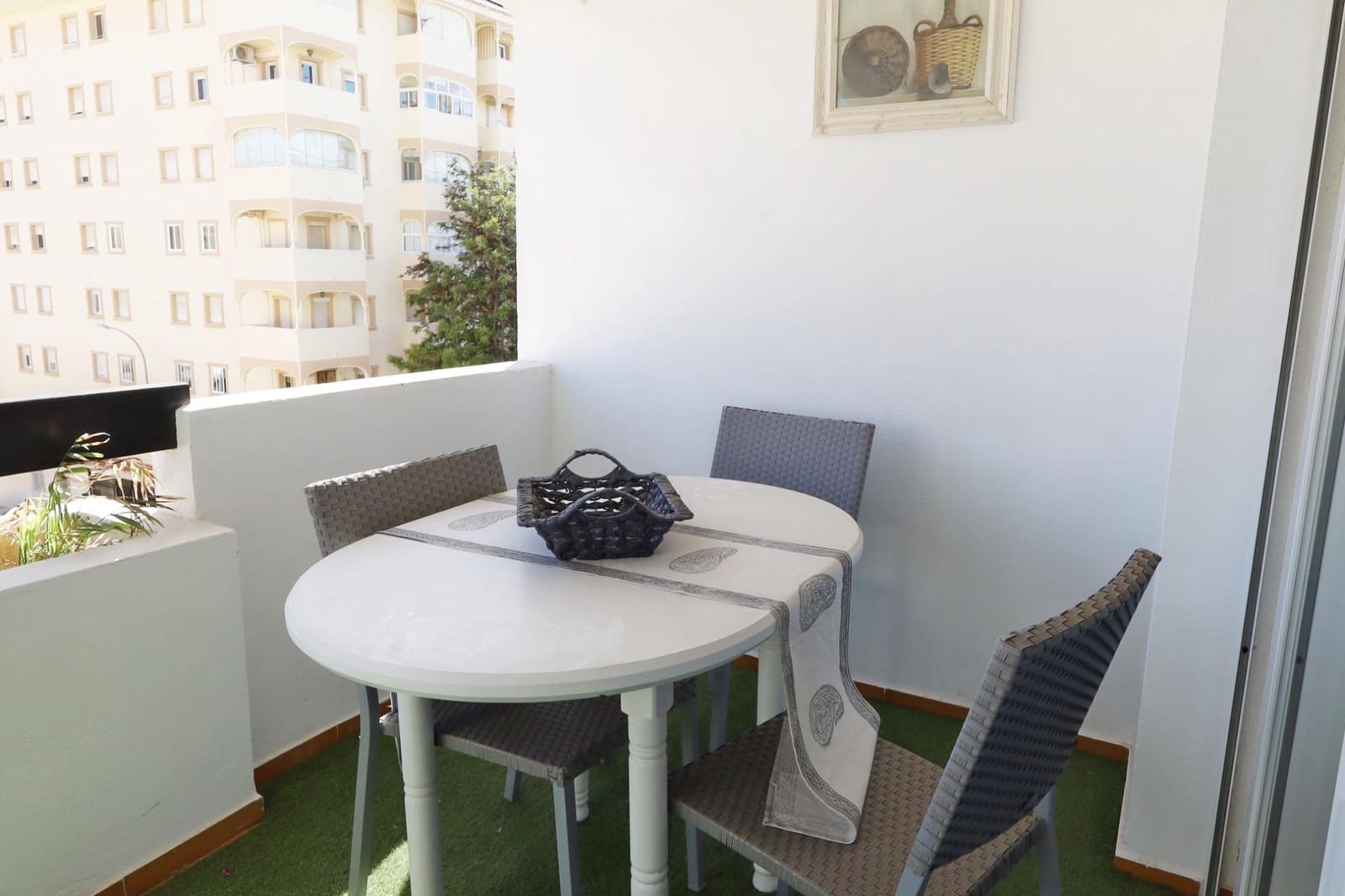 3 bedroom Apartment for sale in Fuengirola with garage - € 360,000 (Ref: 9574765)