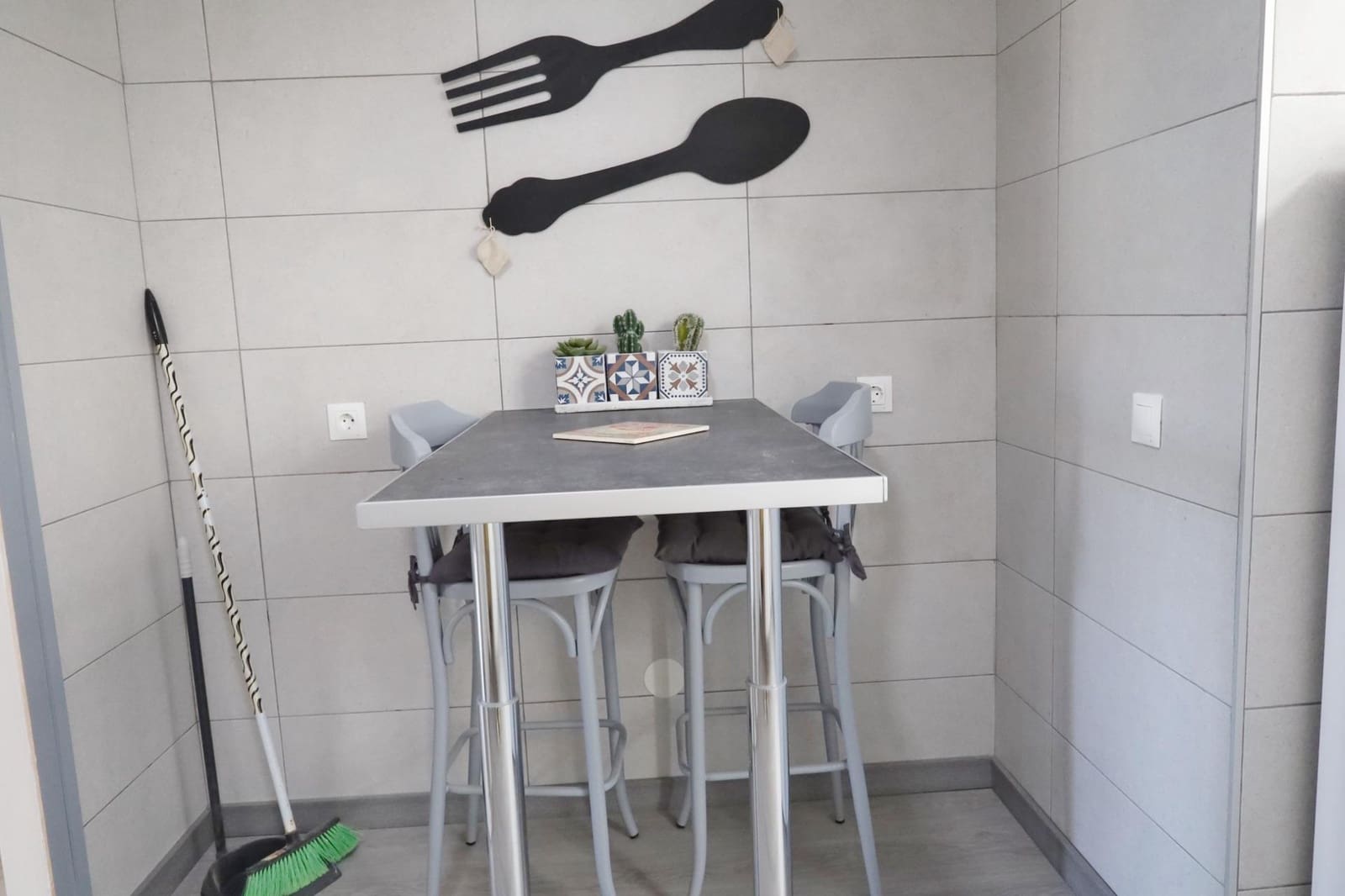 3 bedroom Apartment for sale in Fuengirola with garage - € 360,000 (Ref: 9574765)