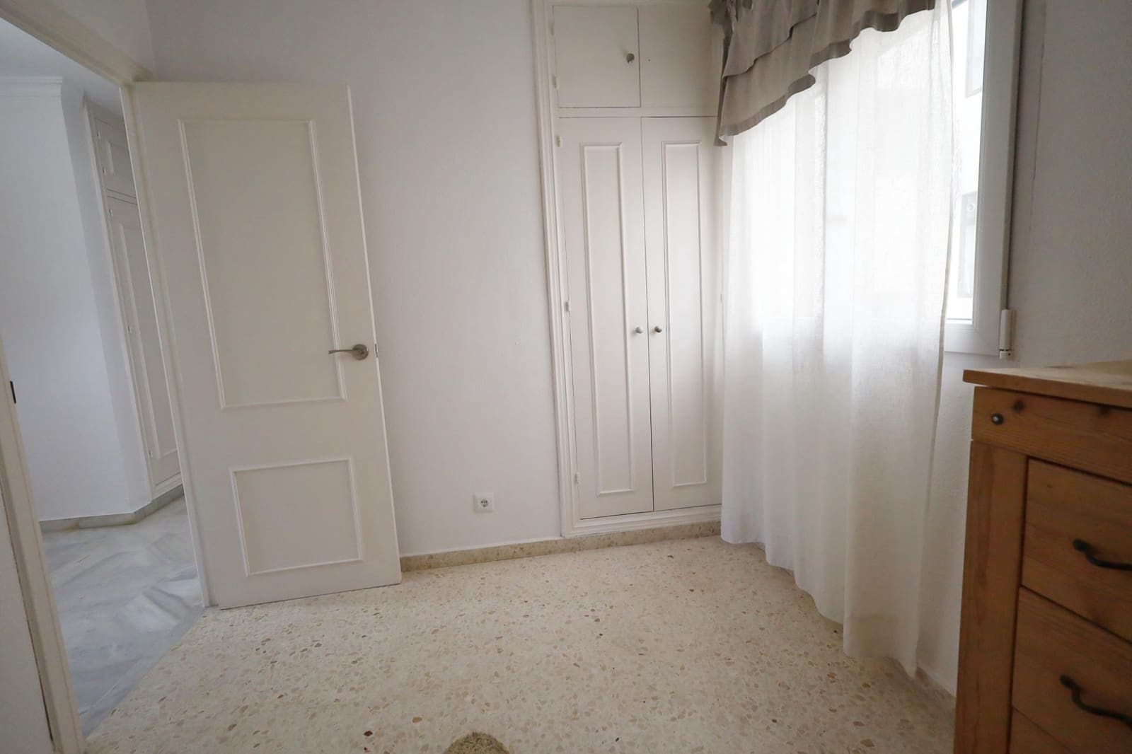 3 bedroom Apartment for sale in Fuengirola with garage - € 360,000 (Ref: 9574765)