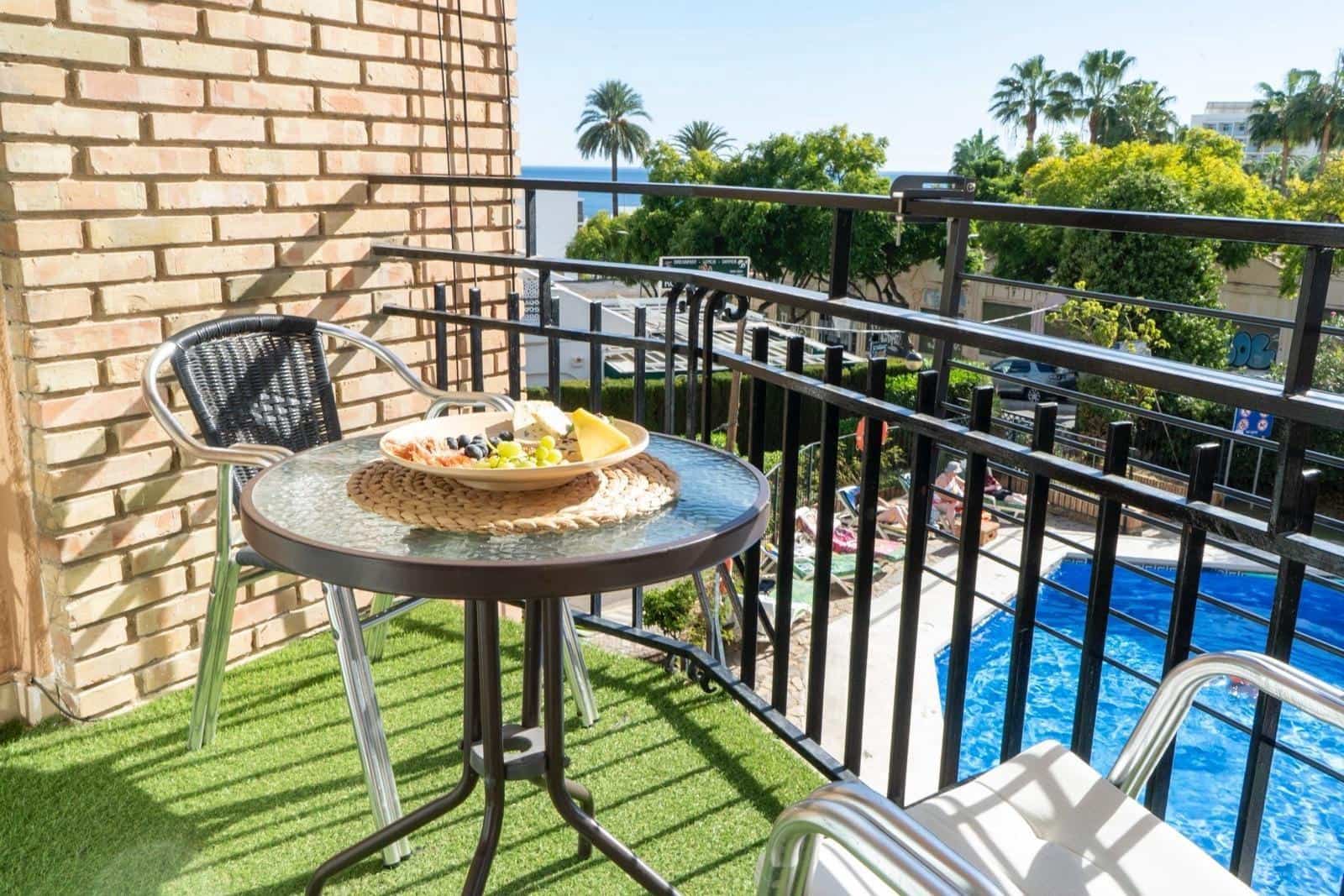 2 sypialnia Apartament na sprzedaż w Benalmadena Costa z basenem - 204 600 € (Ref: 9583032)