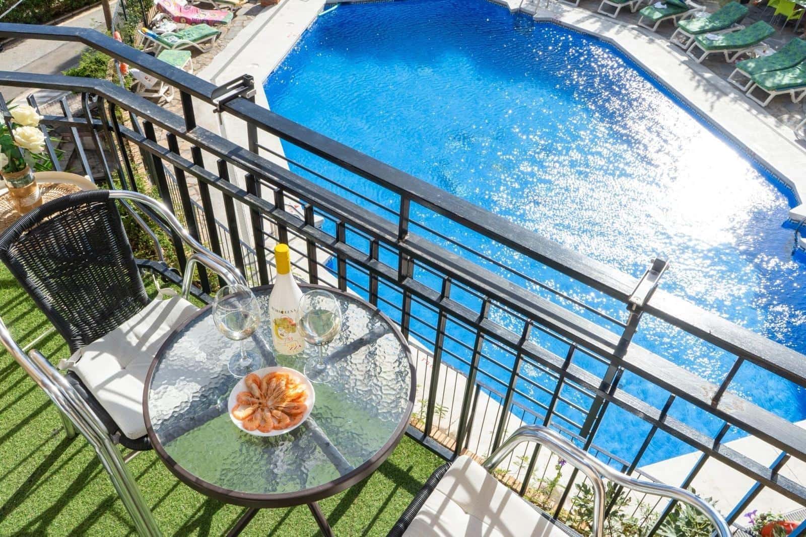 2 sypialnia Apartament na sprzedaż w Benalmadena Costa z basenem - 204 600 € (Ref: 9583032)