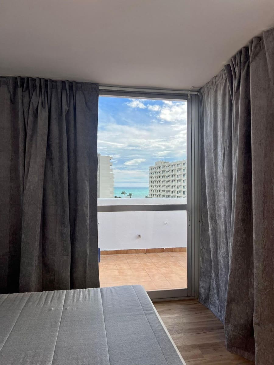 2 soveværelse Lejlighed til salg i Torremolinos med swimmingpool garage - € 395.000 (Ref: 9608188)