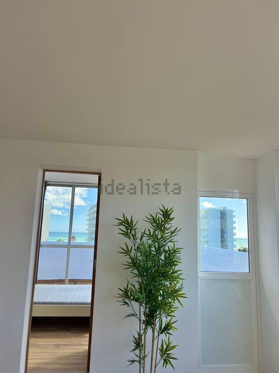 2 soveværelse Lejlighed til salg i Torremolinos med swimmingpool garage - € 395.000 (Ref: 9608188)