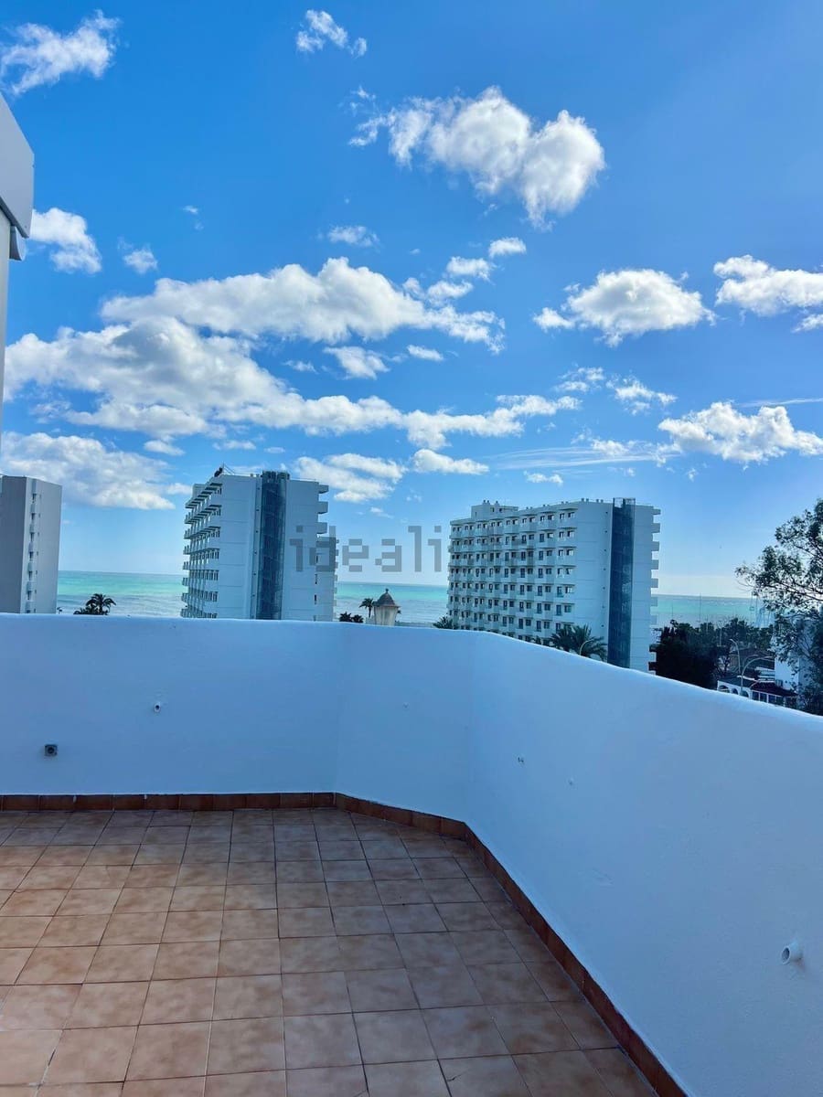 2 soveværelse Lejlighed til salg i Torremolinos med swimmingpool garage - € 395.000 (Ref: 9608188)