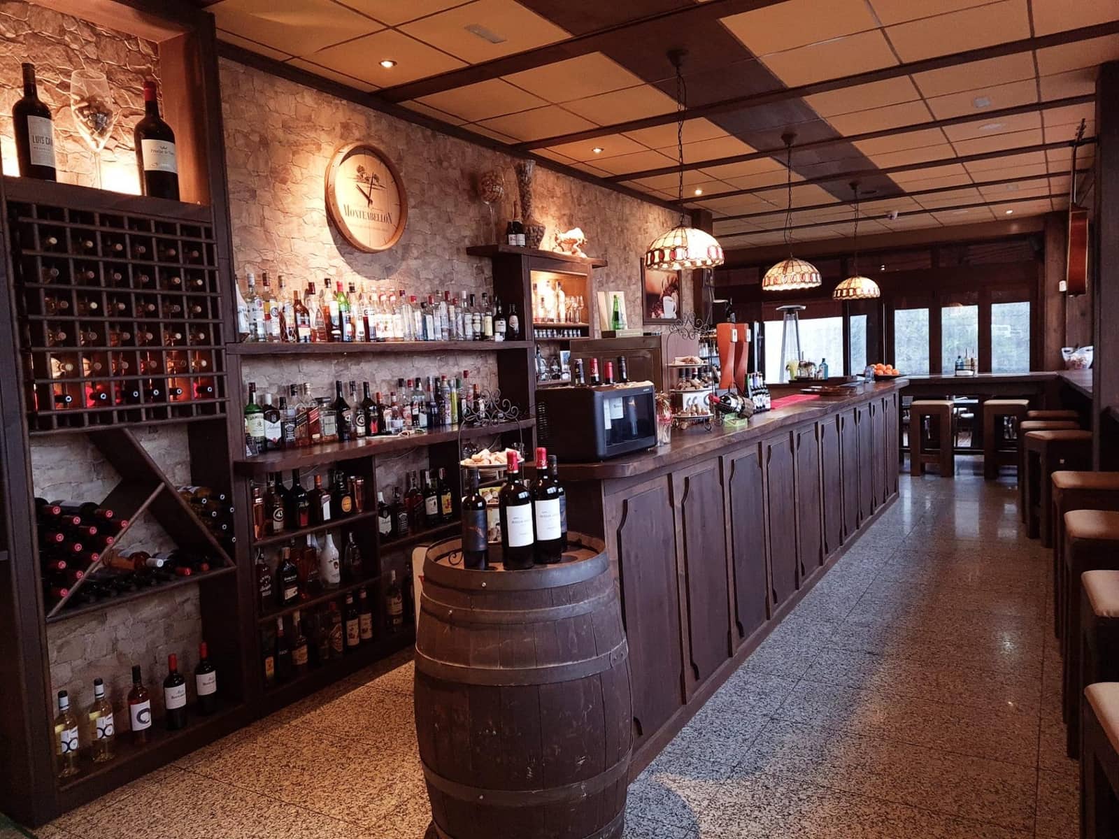 Commercieel te koop in Torremolinos - € 795.000 (Ref: 9625820)