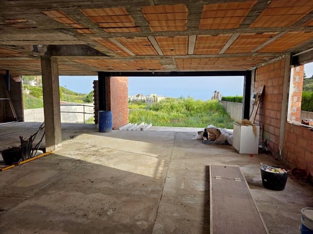 6 soveværelse Villa til salg i Mijas med swimmingpool garage - € 950.000 (Ref: 9625821)