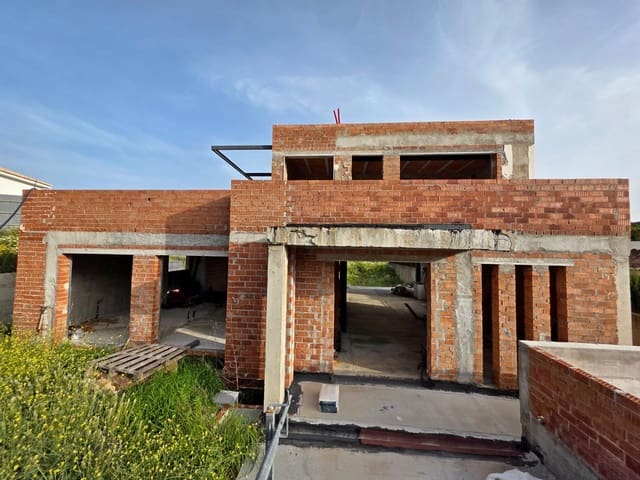 6 soveværelse Villa til salg i Mijas med swimmingpool garage - € 950.000 (Ref: 9625821)