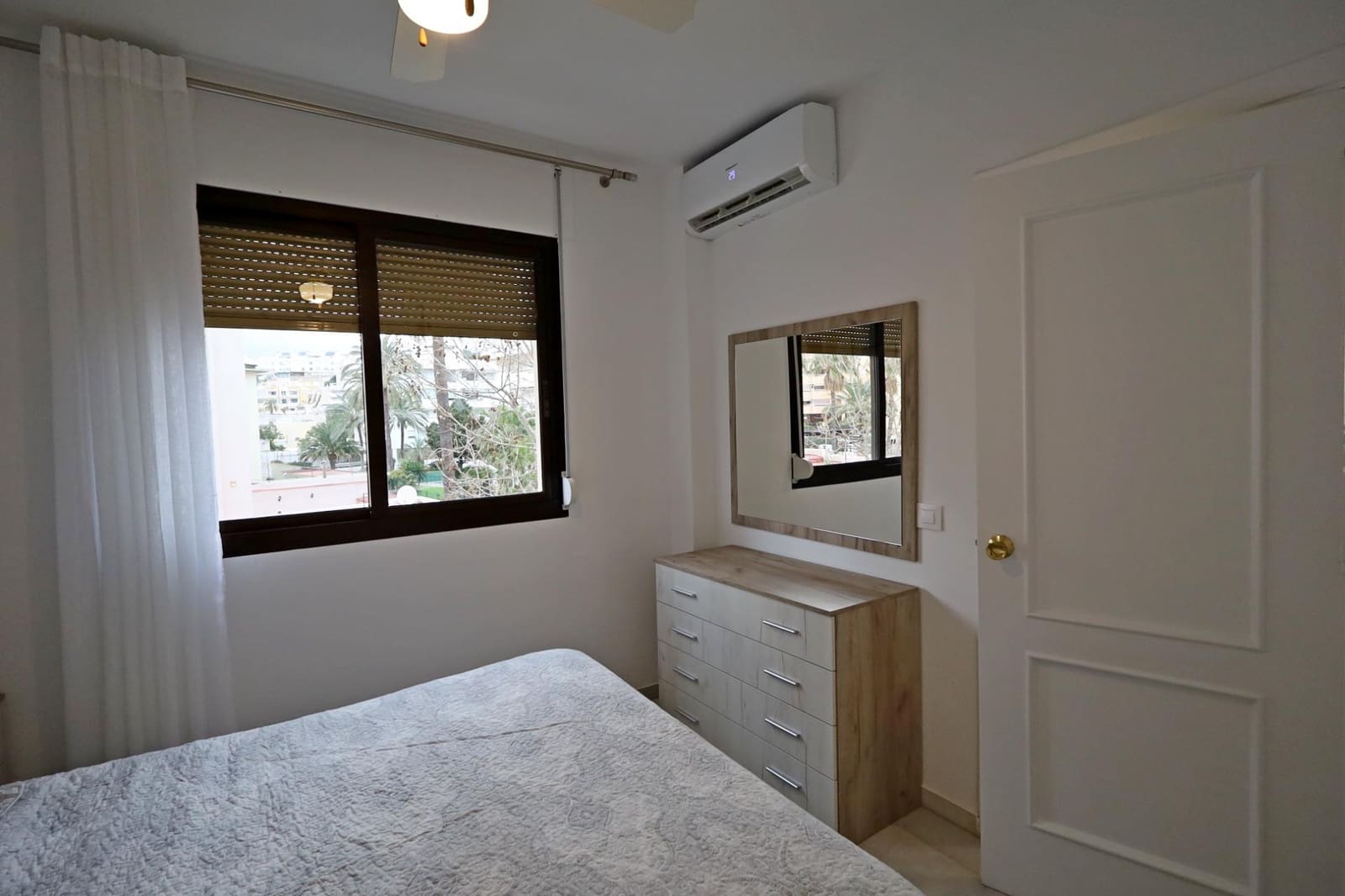 1 soverom Leilighet til leie i Torremolinos med svømmebasseng - € 1 300 (Ref: 9652161)