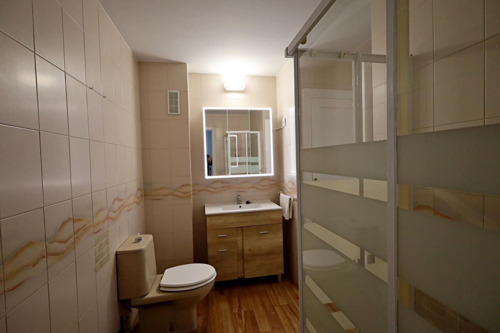 1 soverom Leilighet til leie i Torremolinos med svømmebasseng - € 1 300 (Ref: 9652161)