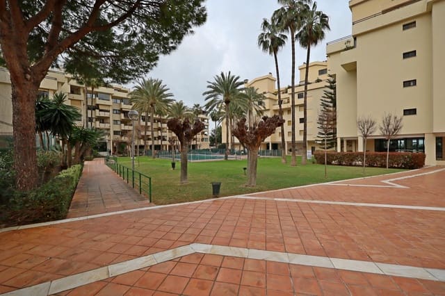 1 soverom Leilighet til leie i Torremolinos med svømmebasseng - € 1 300 (Ref: 9652161)