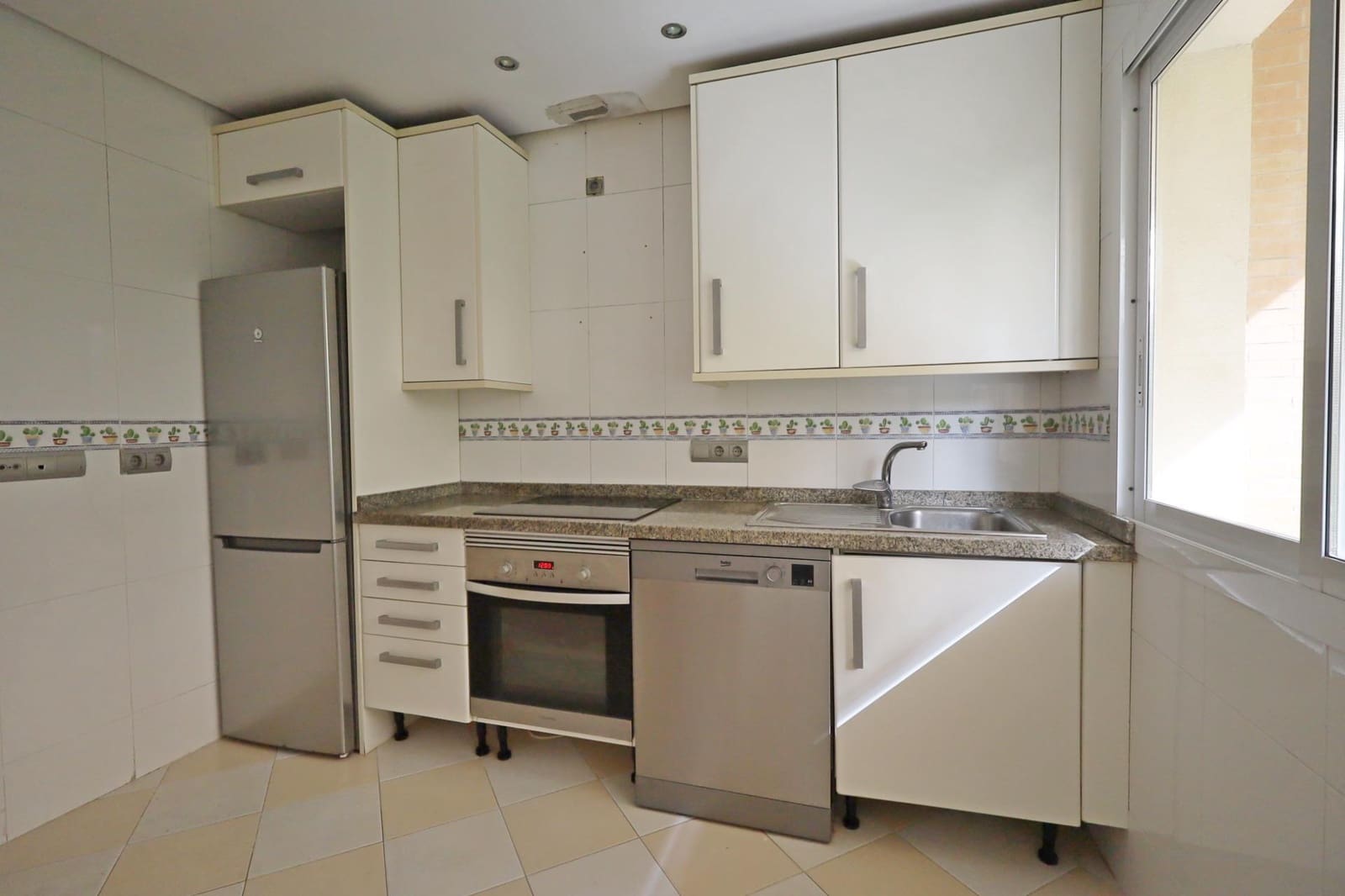 3 bedroom Flat for sale in Torrequebrada with pool garage - € 477,000 (Ref: 9652163)