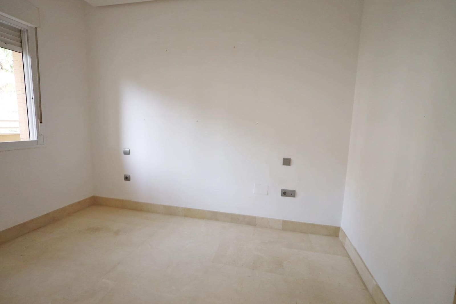 3 bedroom Flat for sale in Torrequebrada with pool garage - € 477,000 (Ref: 9652163)