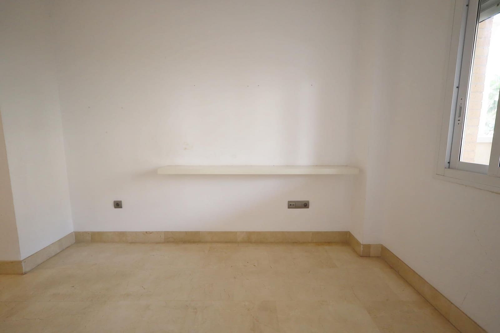 3 bedroom Flat for sale in Torrequebrada with pool garage - € 477,000 (Ref: 9652163)