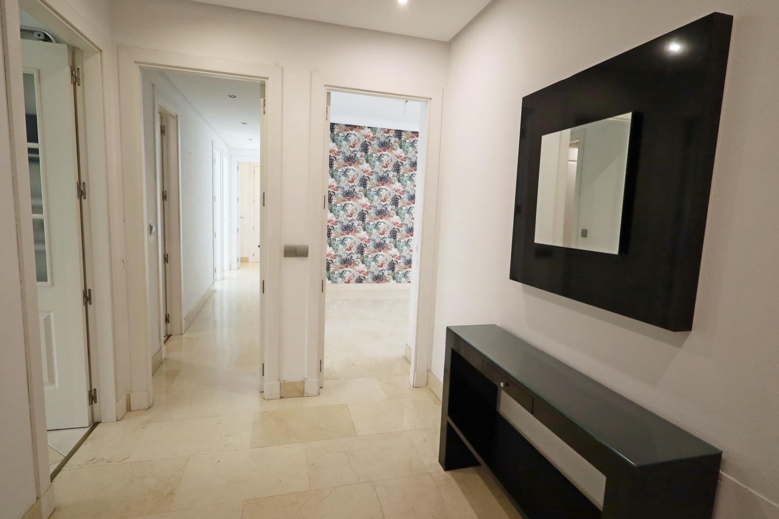 3 bedroom Flat for sale in Torrequebrada with pool garage - € 465,000 (Ref: 9652163)