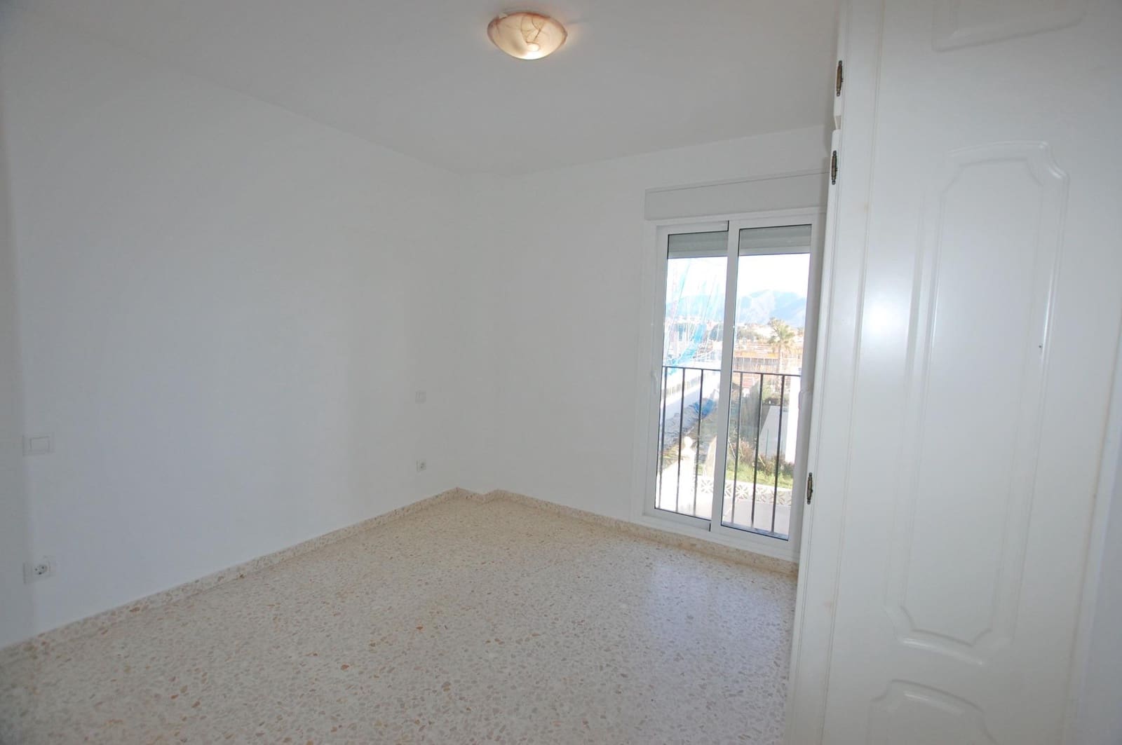 2 sovrum Lägenhet till salu i Manilva med pool garage - 250 000 € (Ref: 9656210)