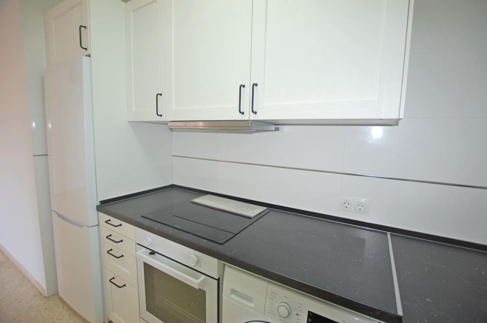 2 sovrum Lägenhet till salu i Manilva med pool garage - 250 000 € (Ref: 9656210)