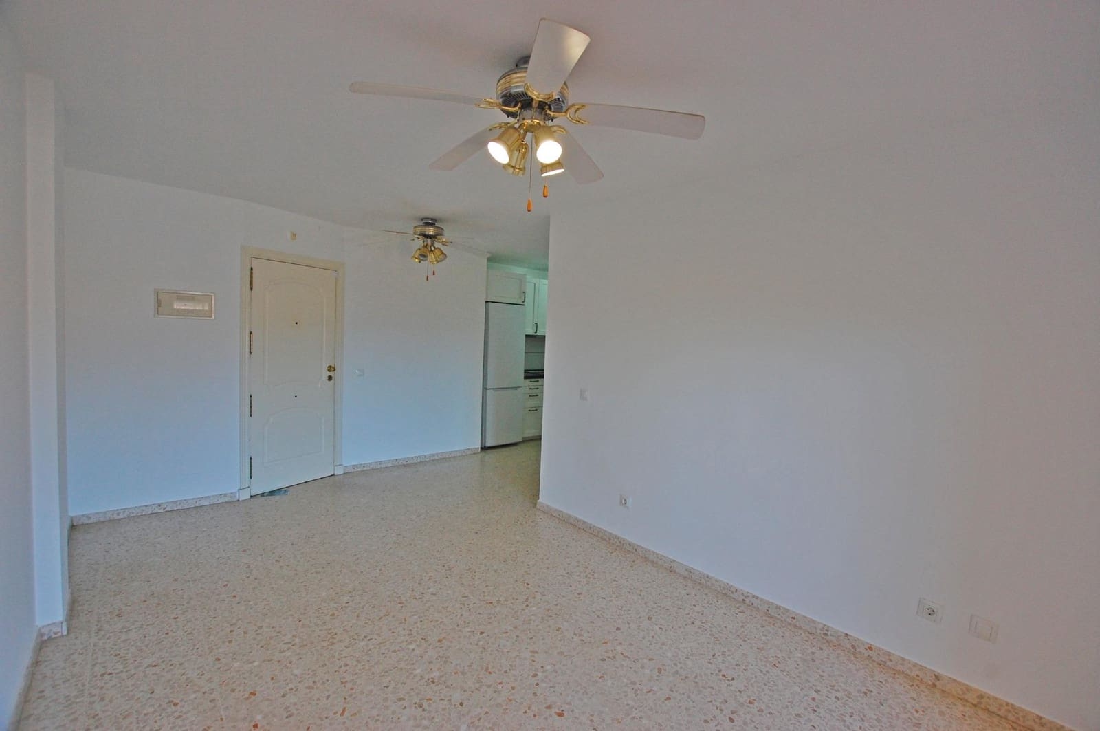 2 sovrum Lägenhet till salu i Manilva med pool garage - 250 000 € (Ref: 9656210)