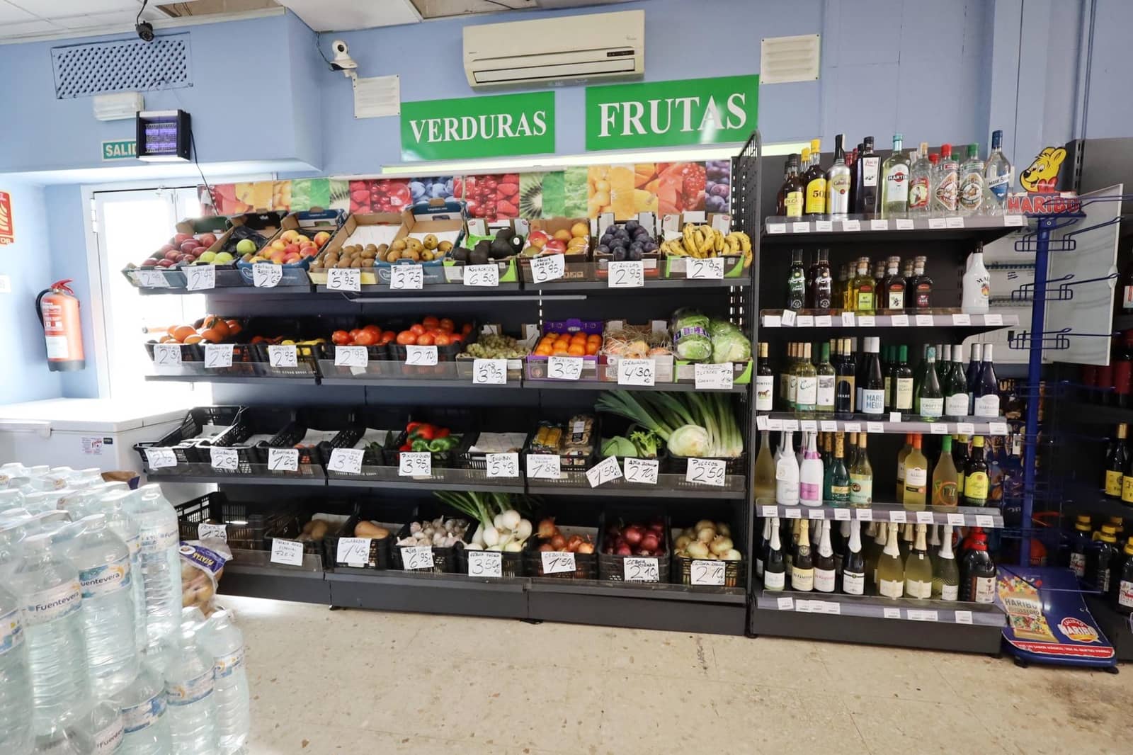 Commercial for rent in Benalmadena - € 1,250 (Ref: 9661979)