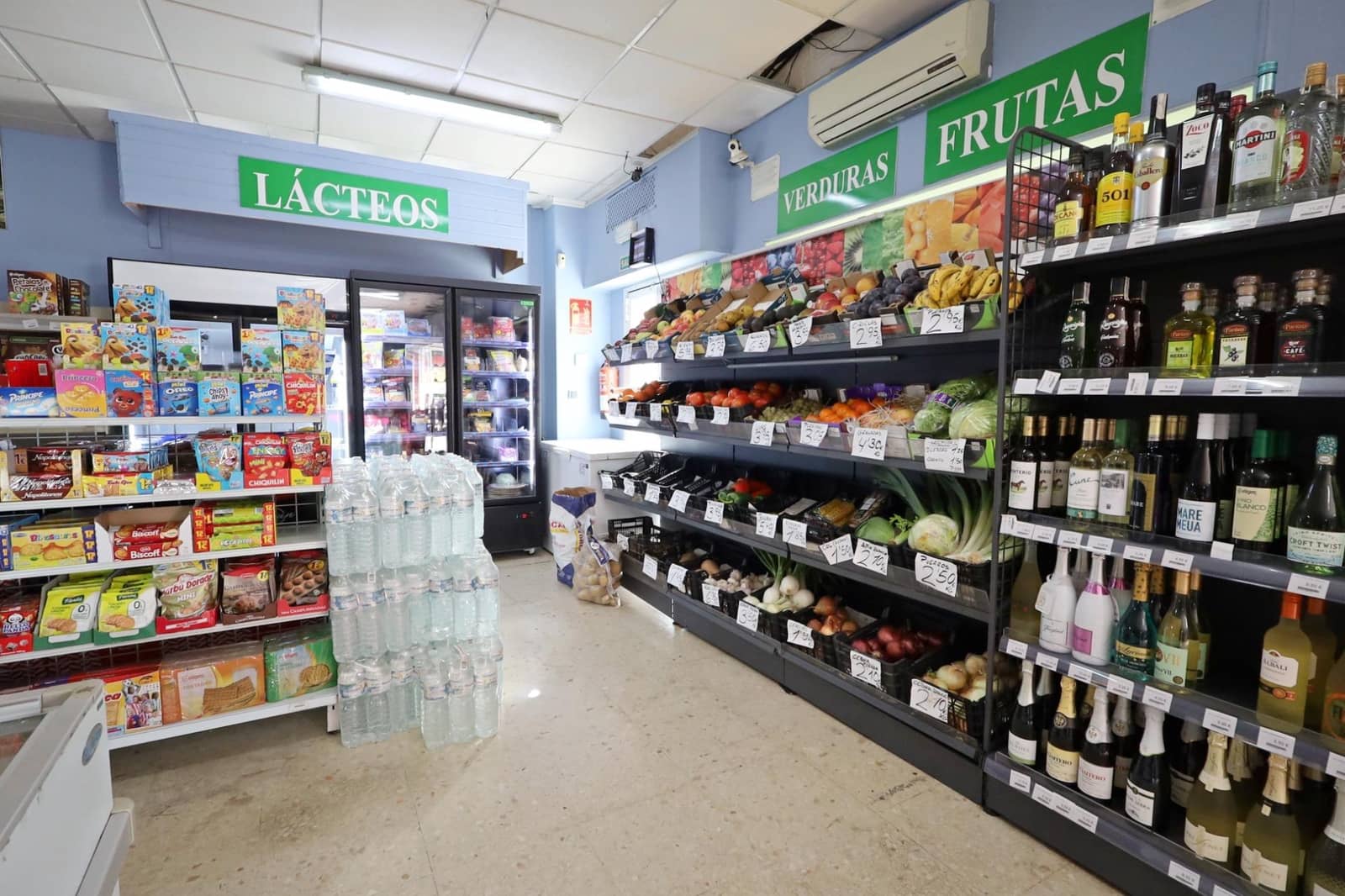 Commercial for rent in Benalmadena - € 1,250 (Ref: 9661979)