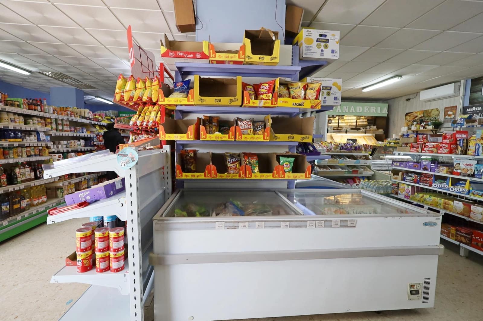 Commercial for rent in Benalmadena - € 1,250 (Ref: 9661979)