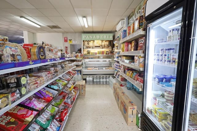 Kommersiell til leie i Benalmádena - € 1 250 (Ref: 9661979)