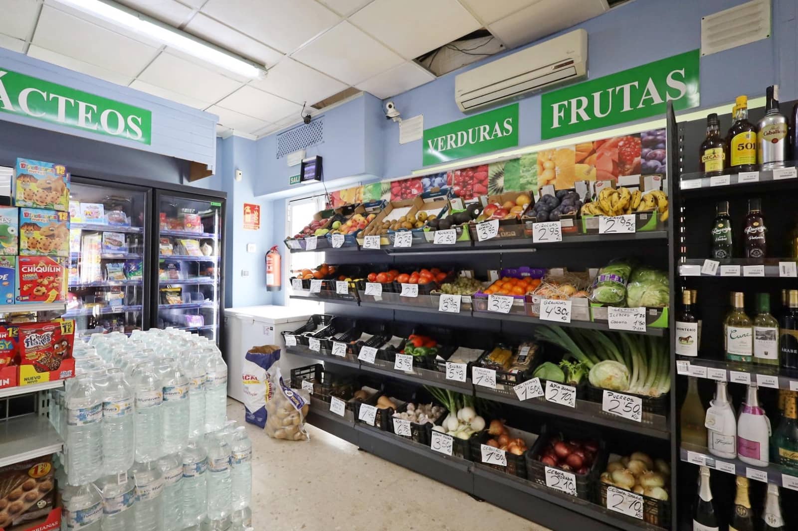 Commercial for rent in Benalmadena - € 1,250 (Ref: 9661979)