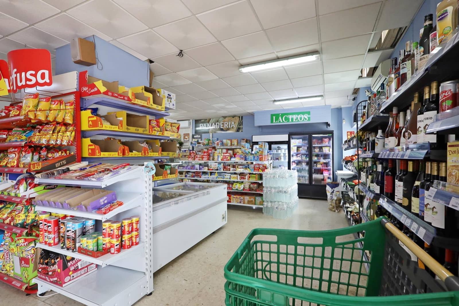 Commercial for rent in Benalmadena - € 1,250 (Ref: 9661979)