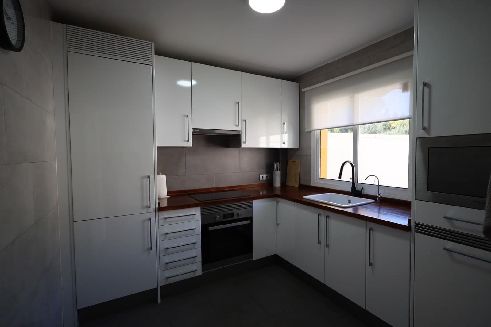 3 makuuhuone Rivitalo myytävänä paikassa Torremuelle mukana uima-altaan 
autotalli - 569 000 € (Ref: 9683536)