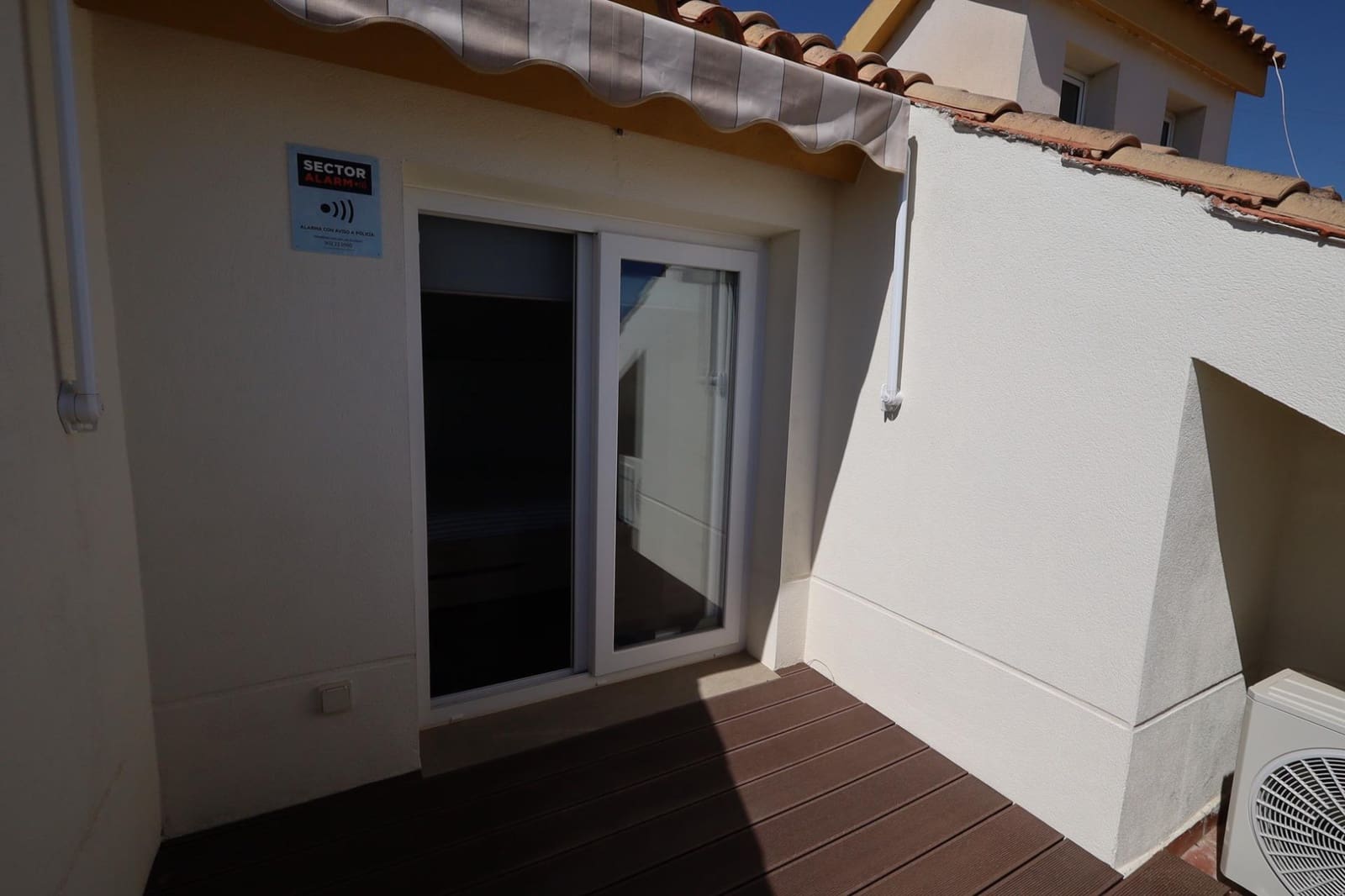 3 makuuhuone Rivitalo myytävänä paikassa Torremuelle mukana uima-altaan 
autotalli - 569 000 € (Ref: 9683536)