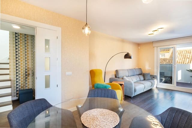 3 soverom Rekkehus til salgs i Torremuelle, Benalmádena med svømmebasseng garasje - € 555 000 (Ref: 9683536)