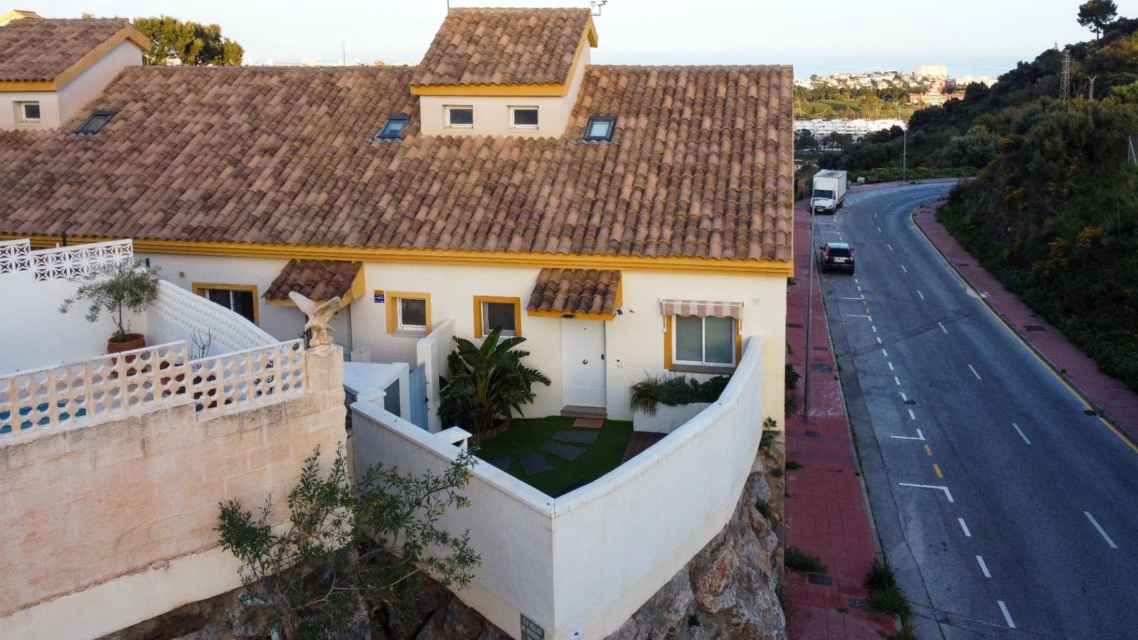 3 Zimmer Reihenhaus zu verkaufen in Torremuelle mit Pool Garage - 449.000 € (Ref: 9683536)