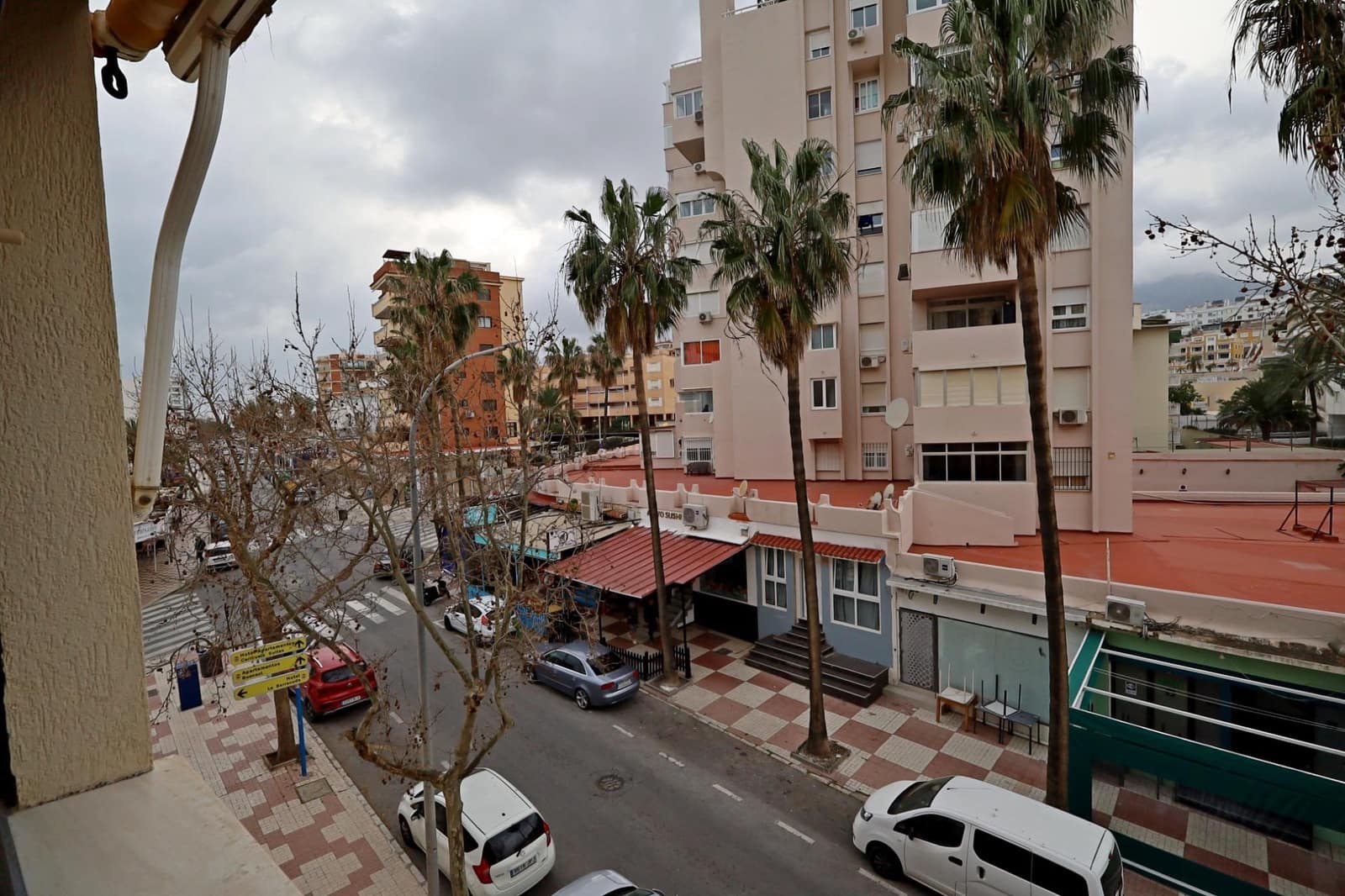 Piso de 1 habitación en Torremolinos en alquiler con piscina - 1.300 € (Ref: 9690901)