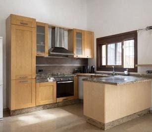 3 sypialnia Willa na sprzedaż w Coin z basenem garażem - 570 000 € (Ref: 9695472)