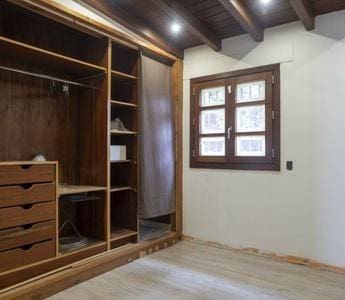 3 sypialnia Willa na sprzedaż w Coin z basenem garażem - 570 000 € (Ref: 9695472)