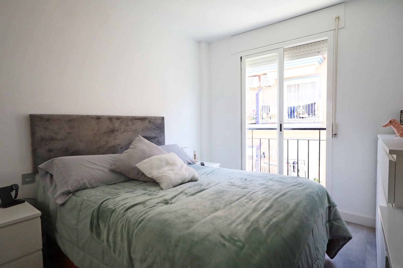 5 slaapkamer Flat te koop in Las Lagunas de Mijas met garage - € 280.000 (Ref: 9695473)