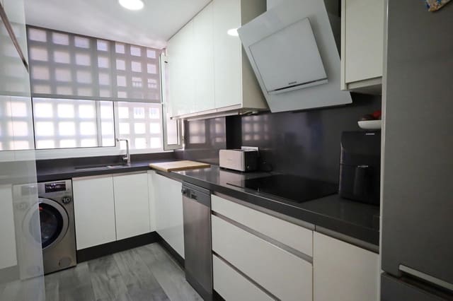 5 Zimmer Wohnung zu verkaufen in Las Lagunas de Mijas, Mijas mit Garage - 280.000 € (Ref: 9695473)