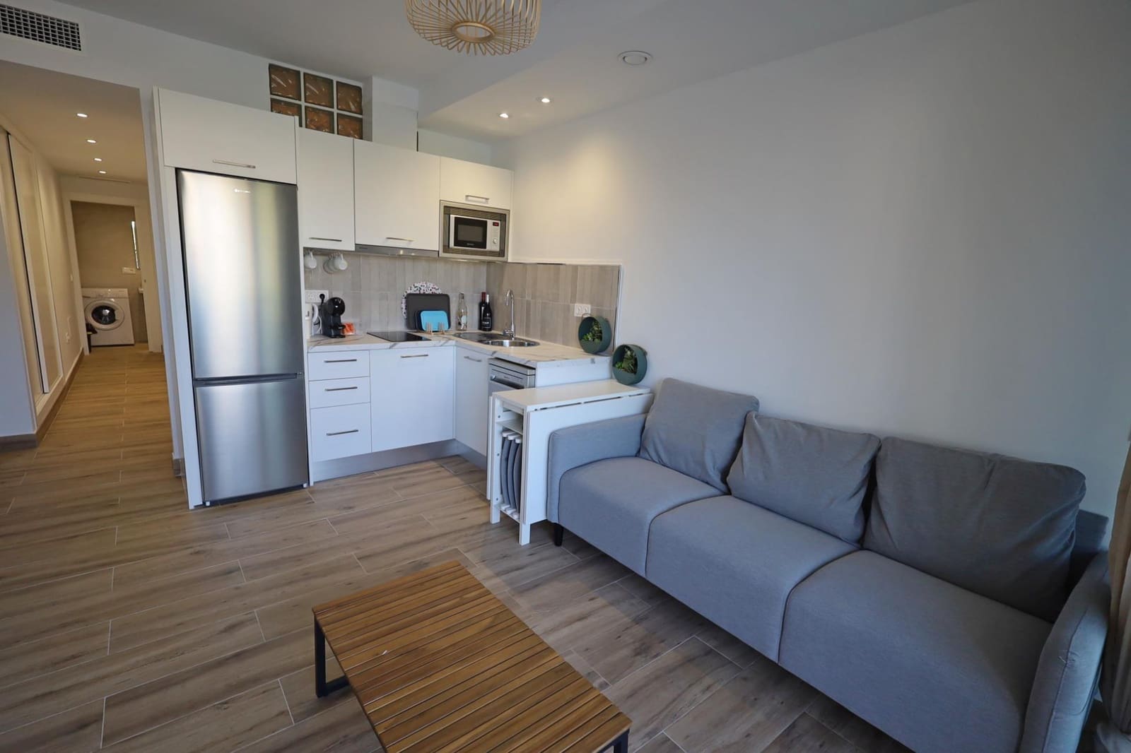 2 bedroom Penthouse for rent in Torremolinos with pool - € 1,500 (Ref: 9735690)