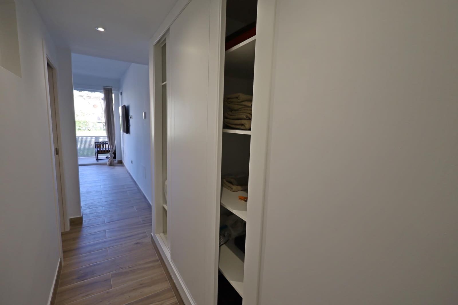 2 bedroom Penthouse for rent in Torremolinos with pool - € 1,500 (Ref: 9735690)