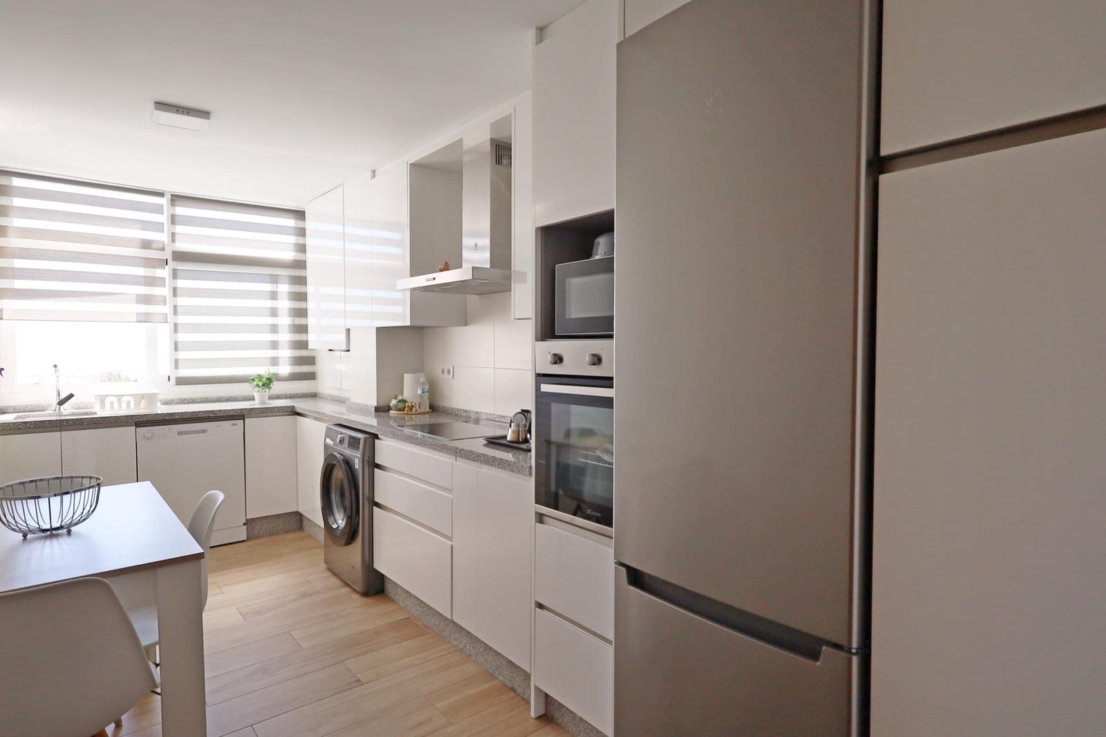 Appartement de 2 chambres à louer à Torremolinos avec garage - 1 250 € (Ref: 9773194)